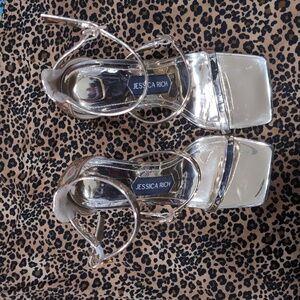 Jessica Rich. Gold Strappy Heels with High Slender Heel